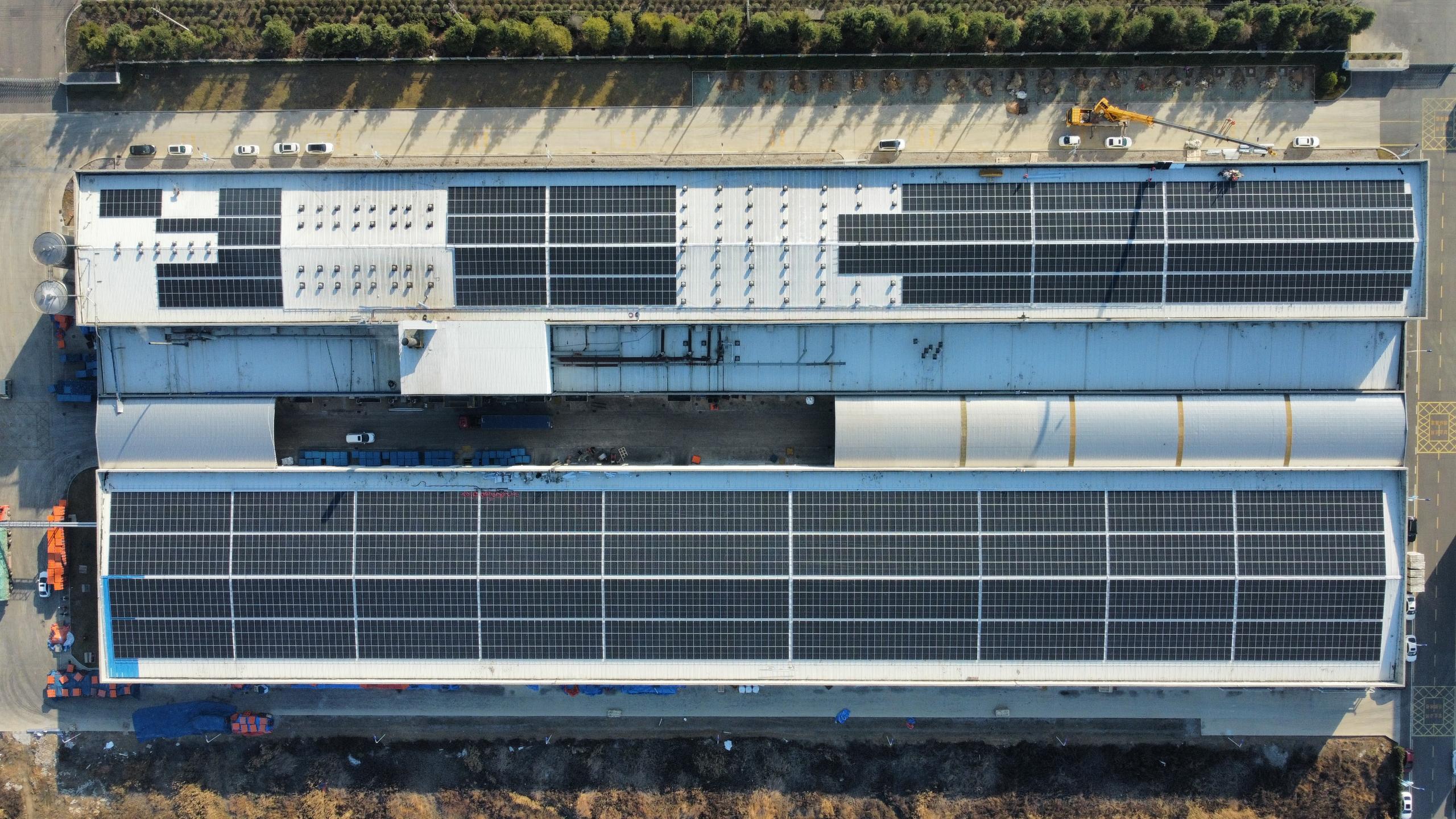 連云港金田光伏電站(1).jpg